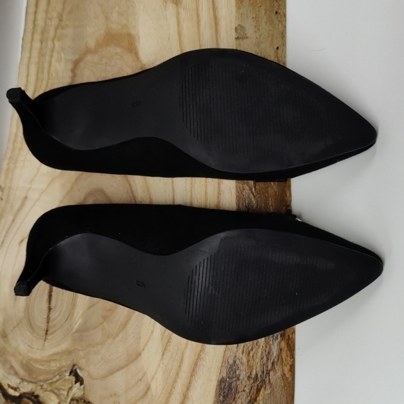 Ann Taylor Factory Black Heels, Size 6M - Picture 11 of 12